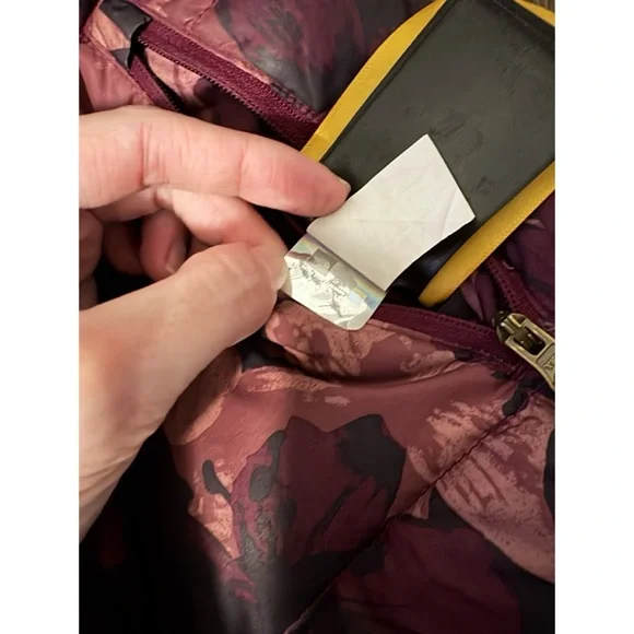 North Face Girls Reversible North Down Hooded Jacket - Boysenberry Floret Print - Picture 8 of 8